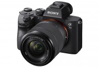 Sony Alpha 7 III mit 28 - 70 mm Zoomobjektiv